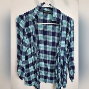 (3) 3/4 Sleeve Shirts